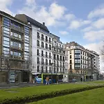 Boulevard 2 Apartment By Feelfree Rentals